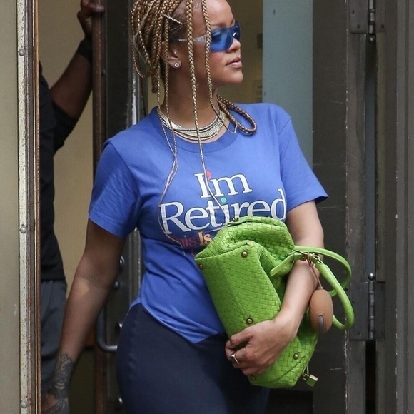 AGED TO PERFECTION Vintage T Shirt Hanes Beefy M Made USA Blue Peacock Papers - Picture 8 of 8